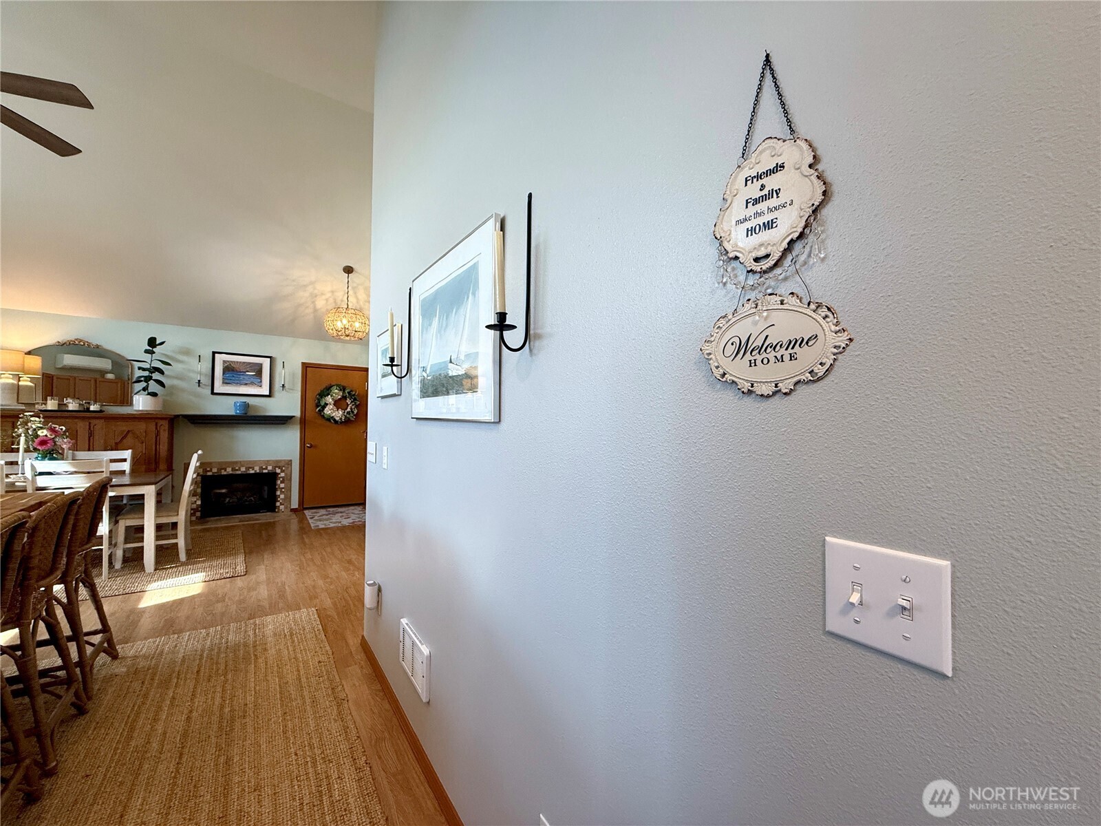 559 Puffin Avenue NE, Ocean Shores, WA 98569