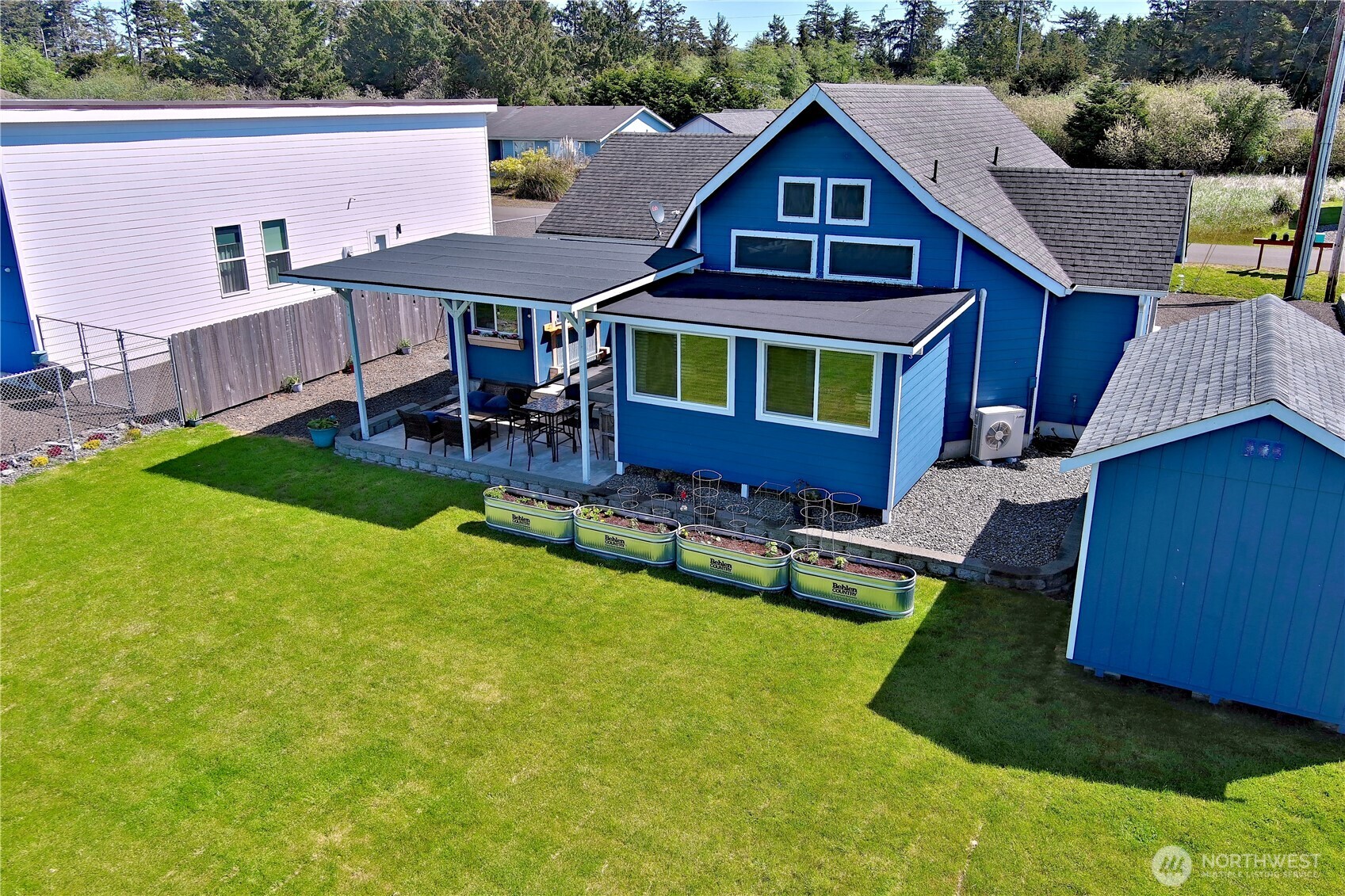 559 Puffin Avenue NE, Ocean Shores, WA 98569