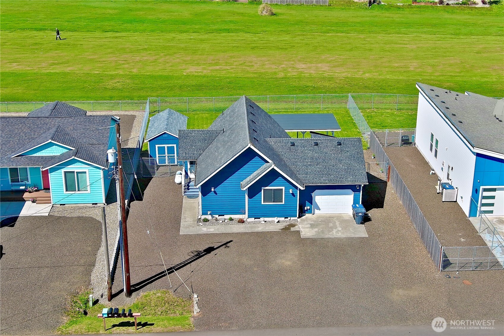 559 Puffin Avenue NE, Ocean Shores, WA 98569