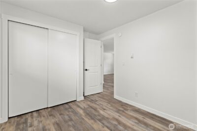 813 Woodford Avenue N, Kent, WA 98031 - Photo 18