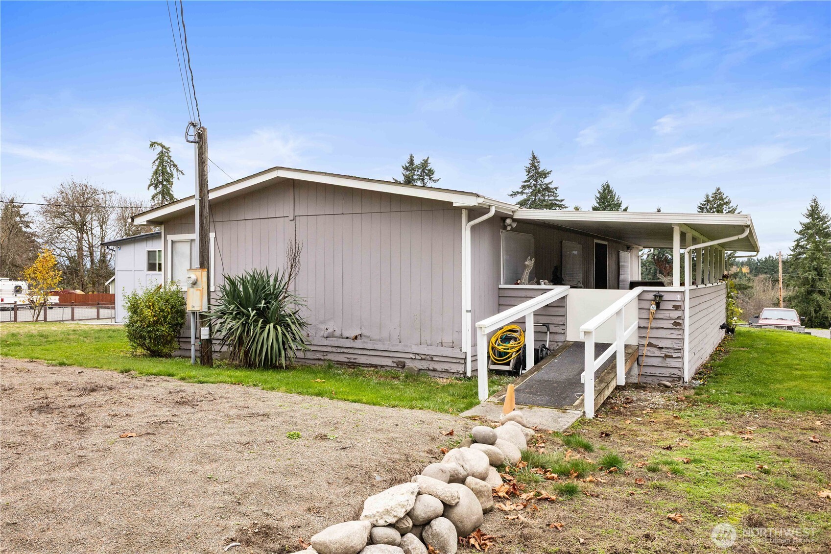 7415 100th Street E, Puyallup, WA 98373