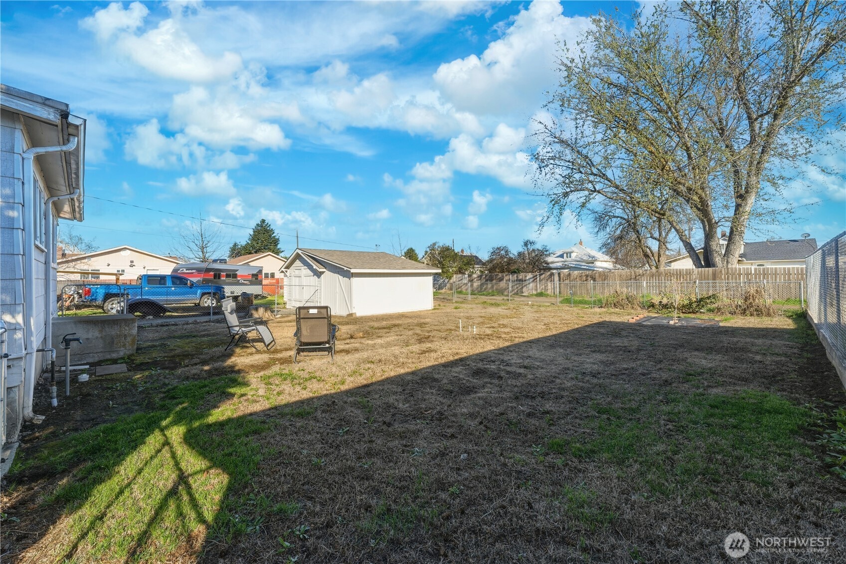 116 SW 9th Street , College Place, WA 99324