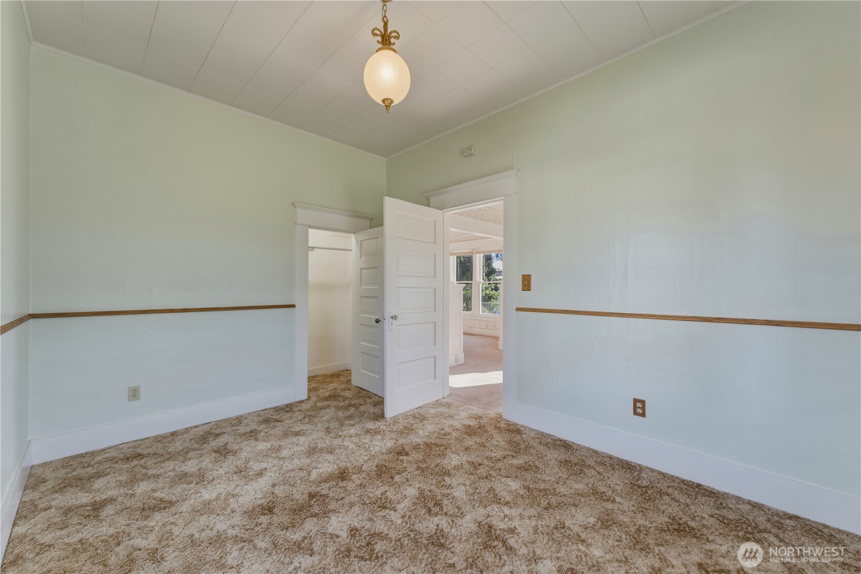 116 SW 9th Street , College Place, WA 99324