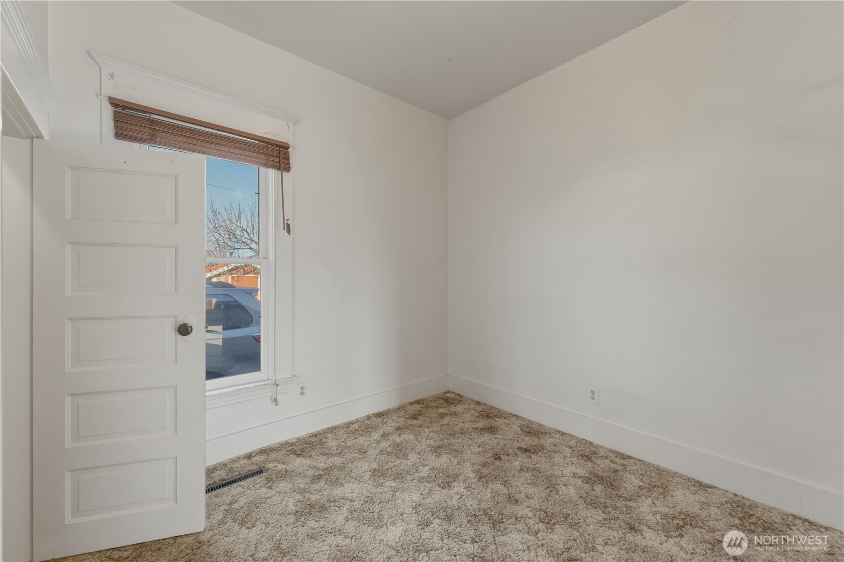 116 SW 9th Street , College Place, WA 99324