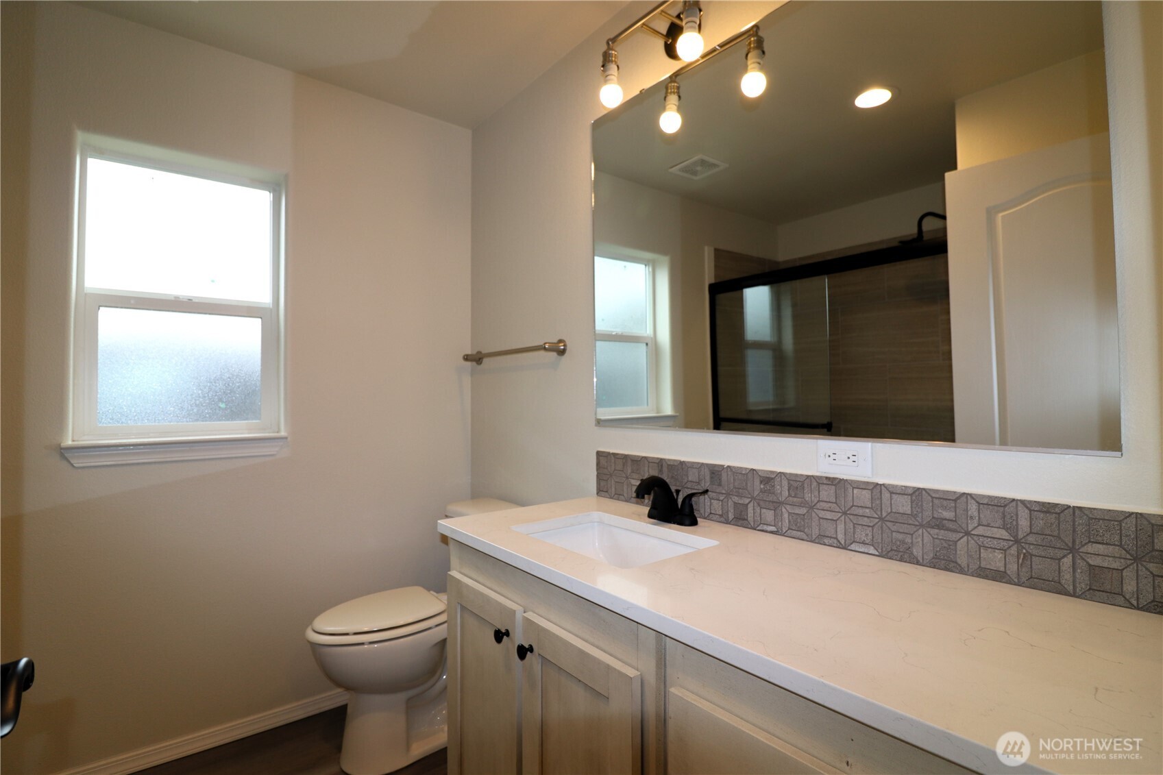 1111 Archwood Drive SW #395, Olympia, WA 98502