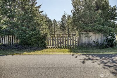 628 E Chance a La Mer NE, Ocean Shores, WA 98569 - Photo 6