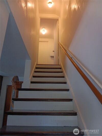 522 NE 127th Street , Seattle, WA 98125-3927 - Photo 11