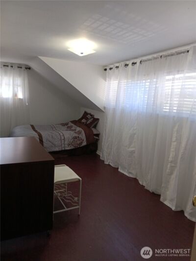 522 NE 127th Street , Seattle, WA 98125-3927 - Photo 6