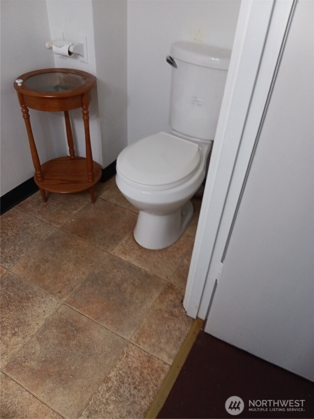 522 NE 127th Street , Seattle, WA 98125-3927