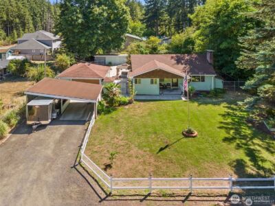 341 E Island Lake Drive , Shelton, WA 98584