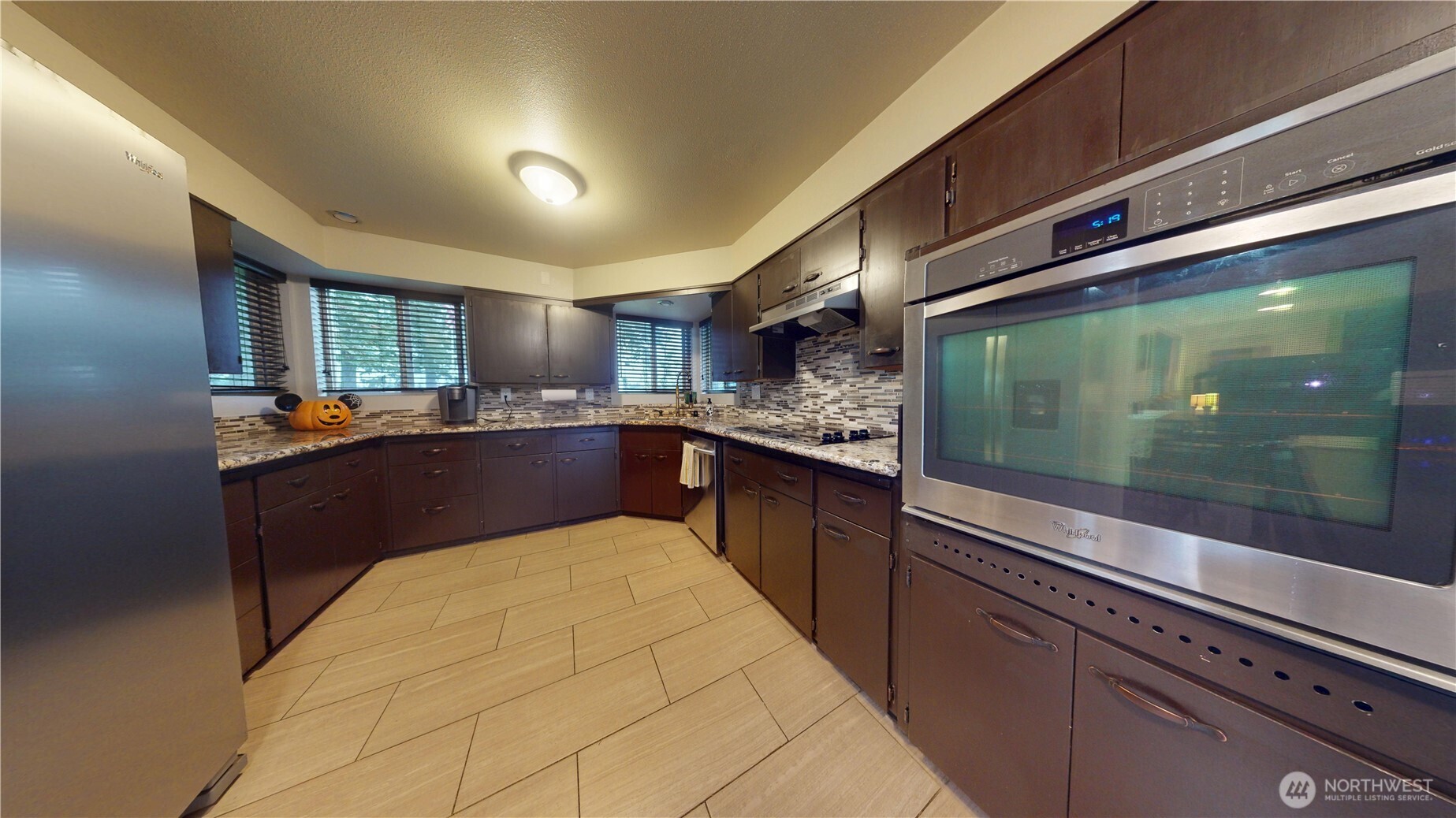 341 E Island Lake Drive , Shelton, WA 98584