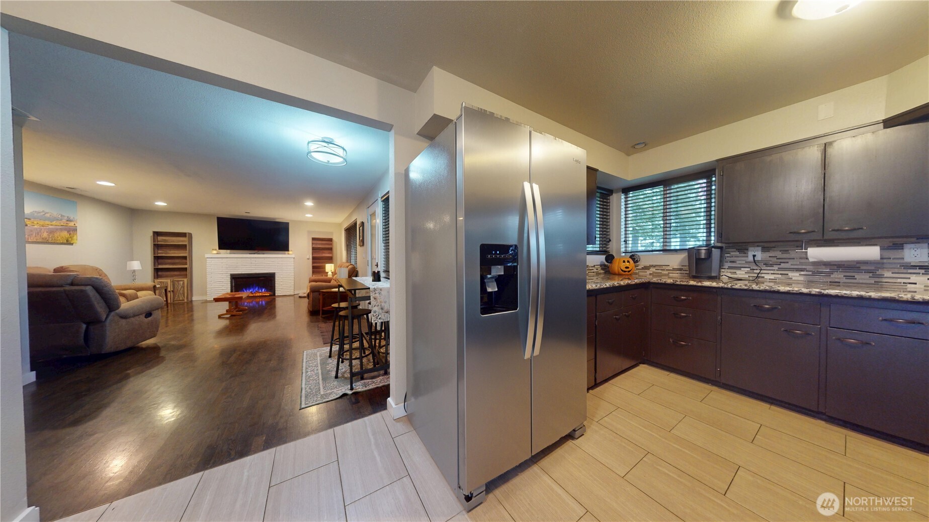 341 E Island Lake Drive , Shelton, WA 98584