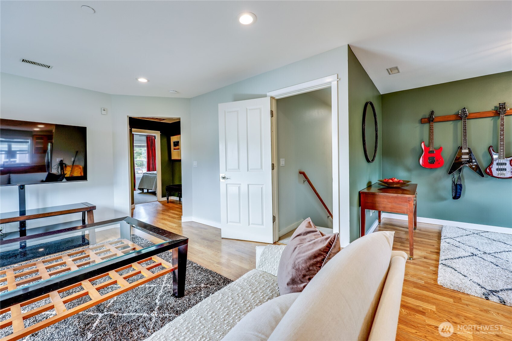 7701 Beacon Place NE #103, Bremerton, WA 98311