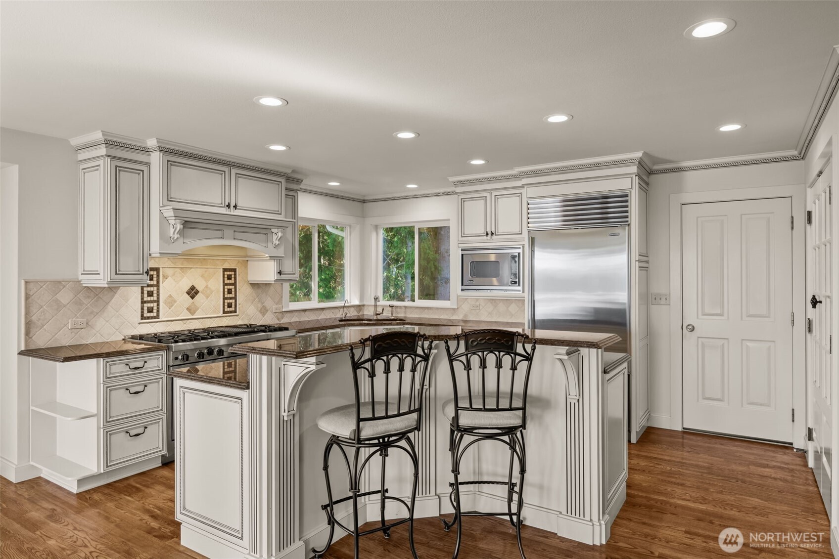 5504 Emil Road , Langley, WA 98260