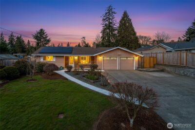 9812 S 212th St , Kent, WA 98031 - Photo 2