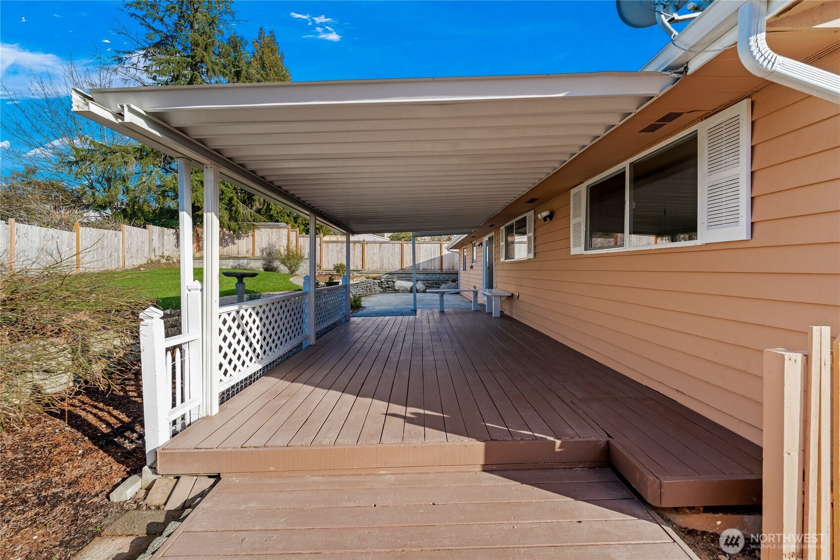 9812 S 212th St , Kent, WA 98031