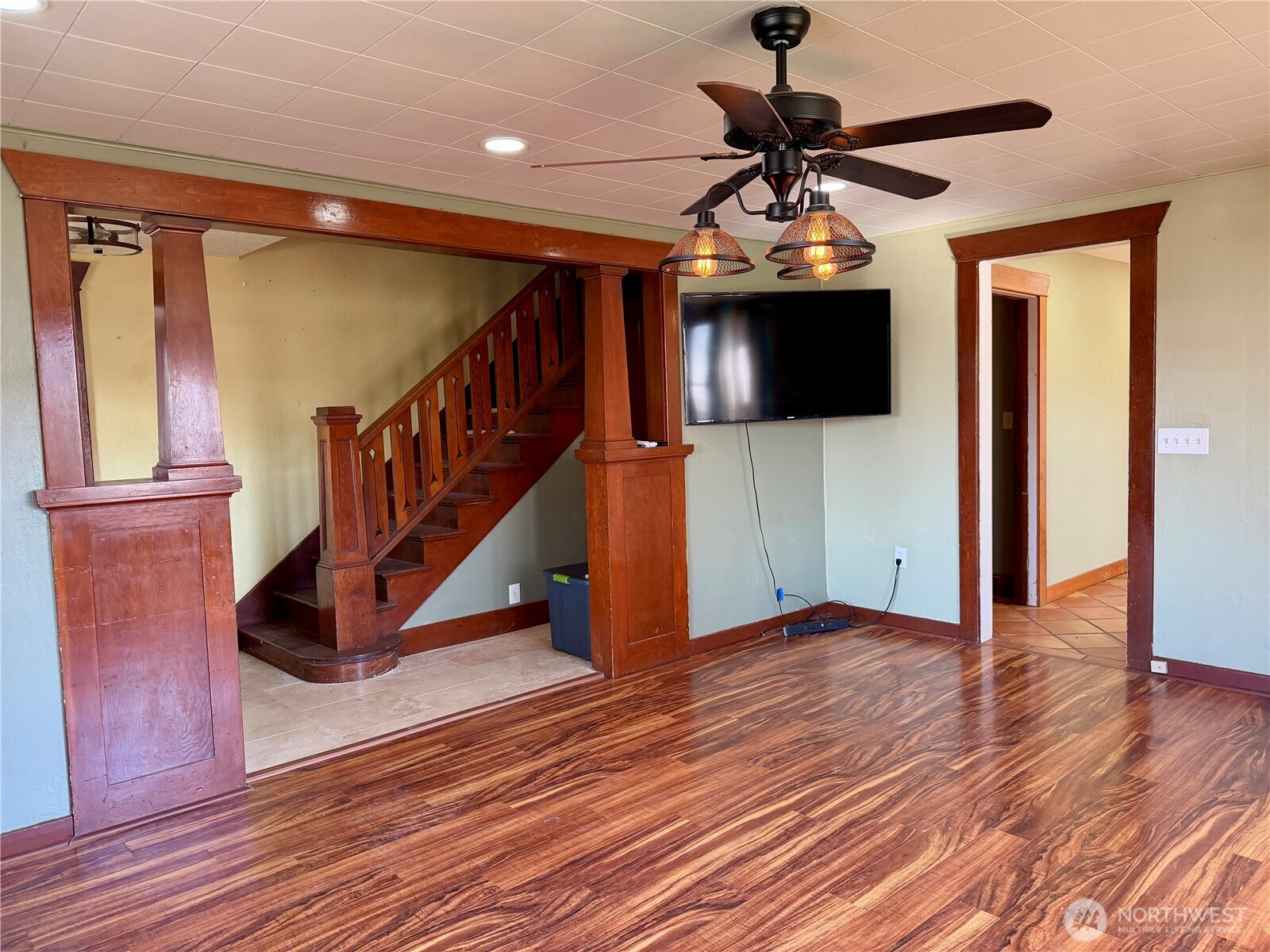 215 NW Cole Avenue , Wilbur, WA 99185