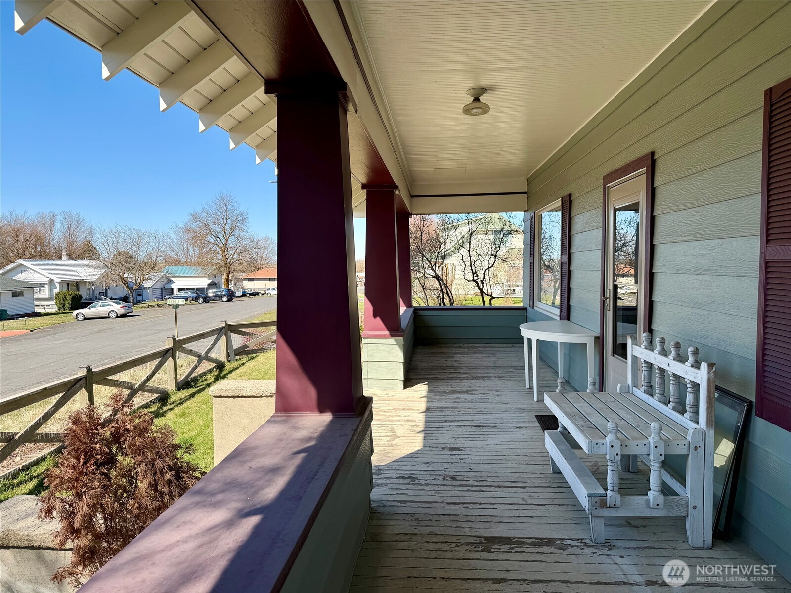 215 NW Cole Avenue , Wilbur, WA 99185