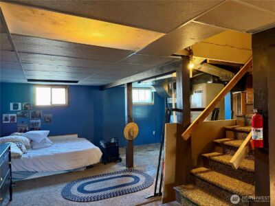 215 NW Cole Avenue , Wilbur, WA 99185 - Photo 33