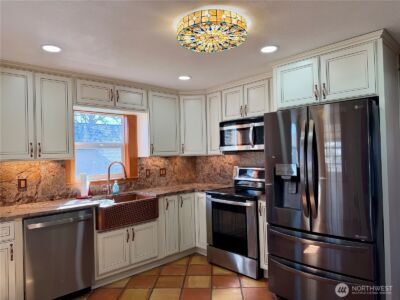215 NW Cole Avenue , Wilbur, WA 99185 - Photo 8