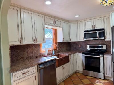 215 NW Cole Avenue , Wilbur, WA 99185 - Photo 9