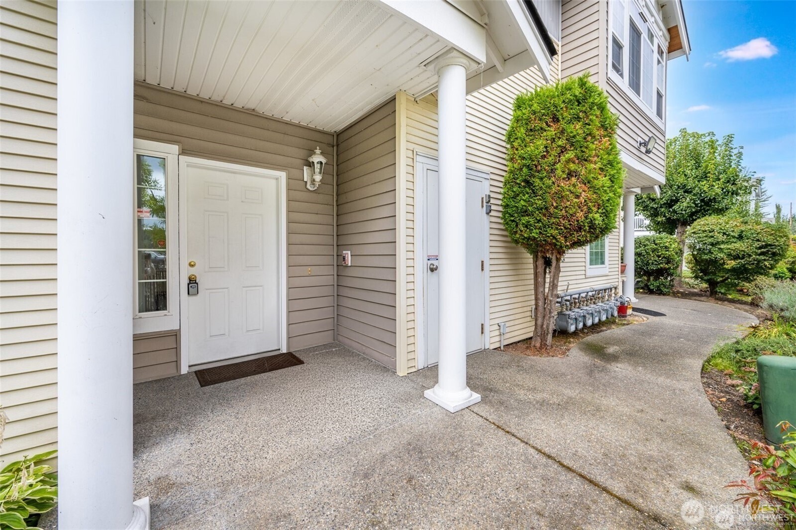 6834 20th St E #1, Fife, WA 98424