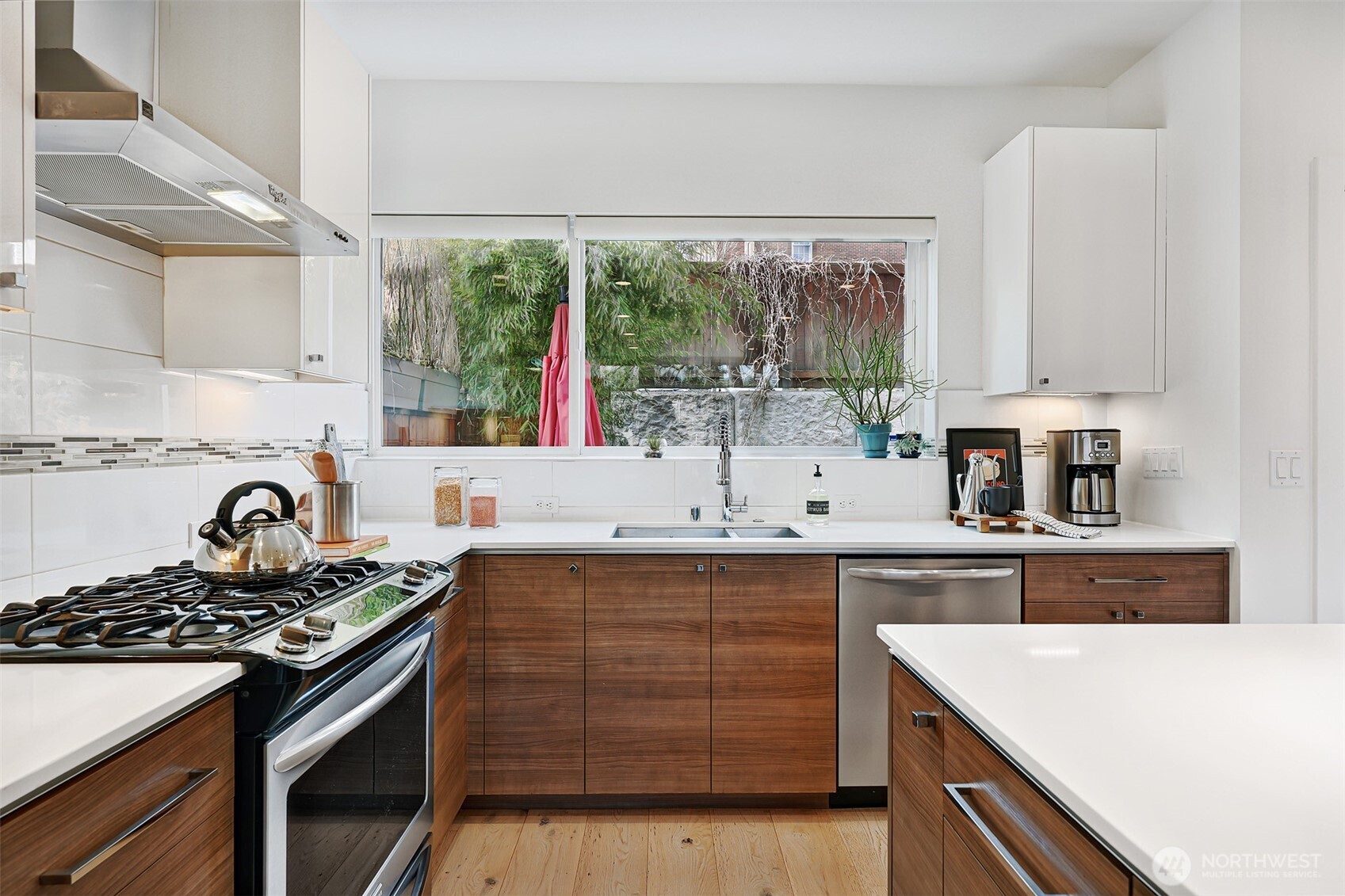 171 21st Avenue , Seattle, WA 98122