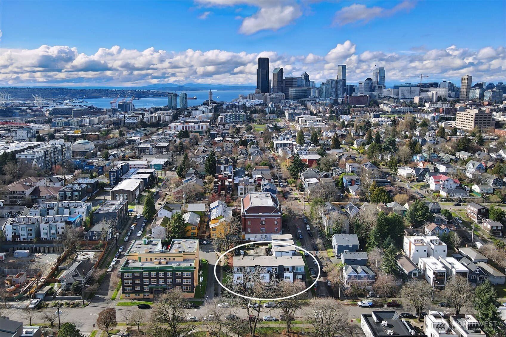 171 21st Avenue , Seattle, WA 98122