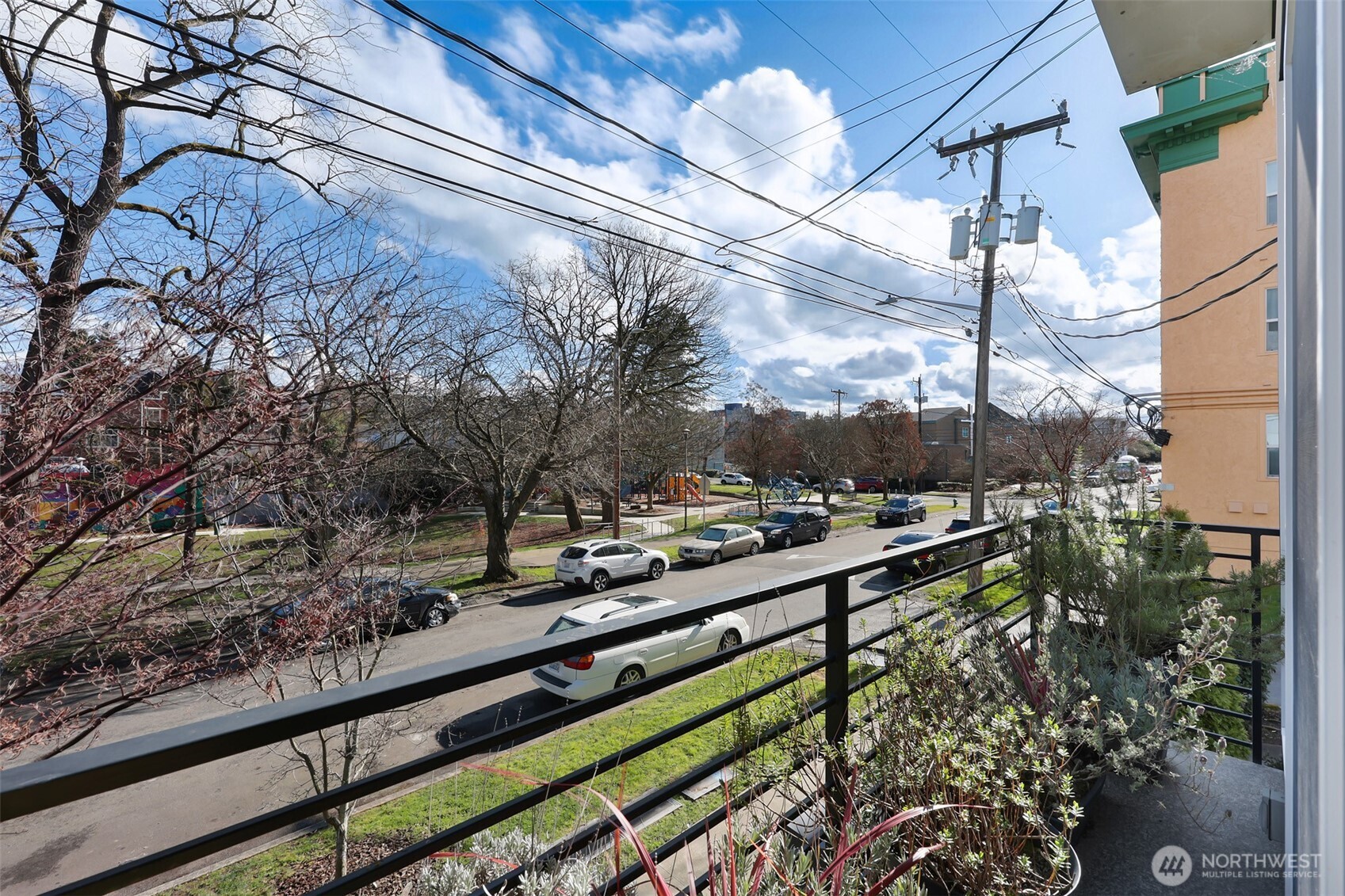 171 21st Avenue , Seattle, WA 98122