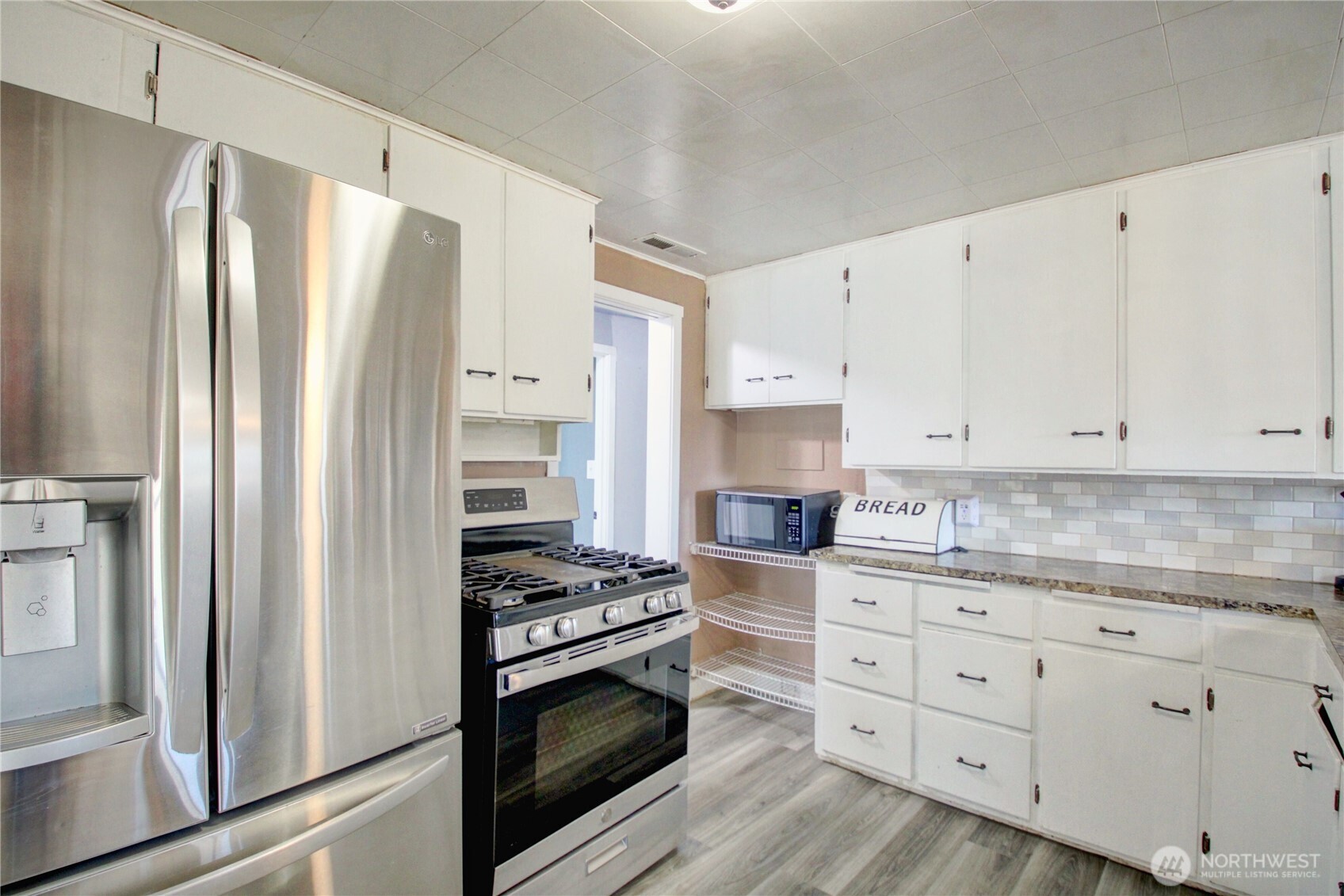 16027 W Division Street , Mount Vernon, WA 98273