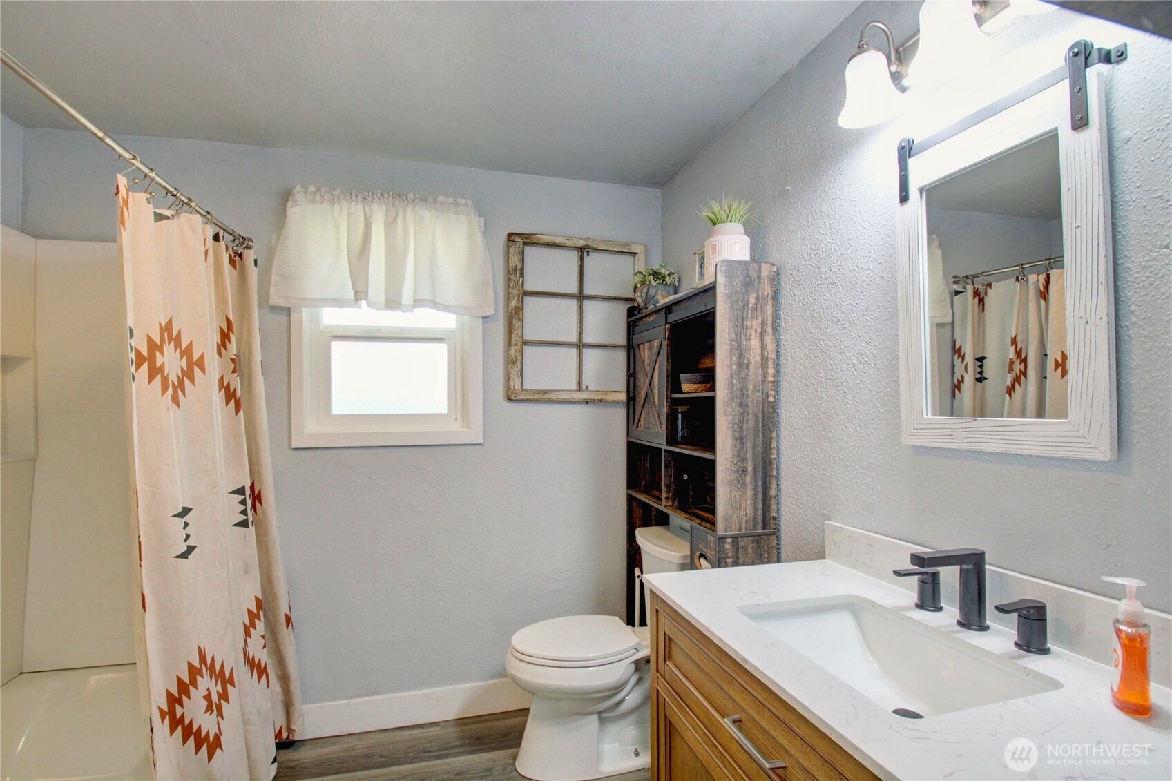 16027 W Division Street , Mount Vernon, WA 98273