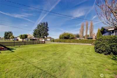 16027 W Division Street , Mount Vernon, WA 98273 - Photo 34