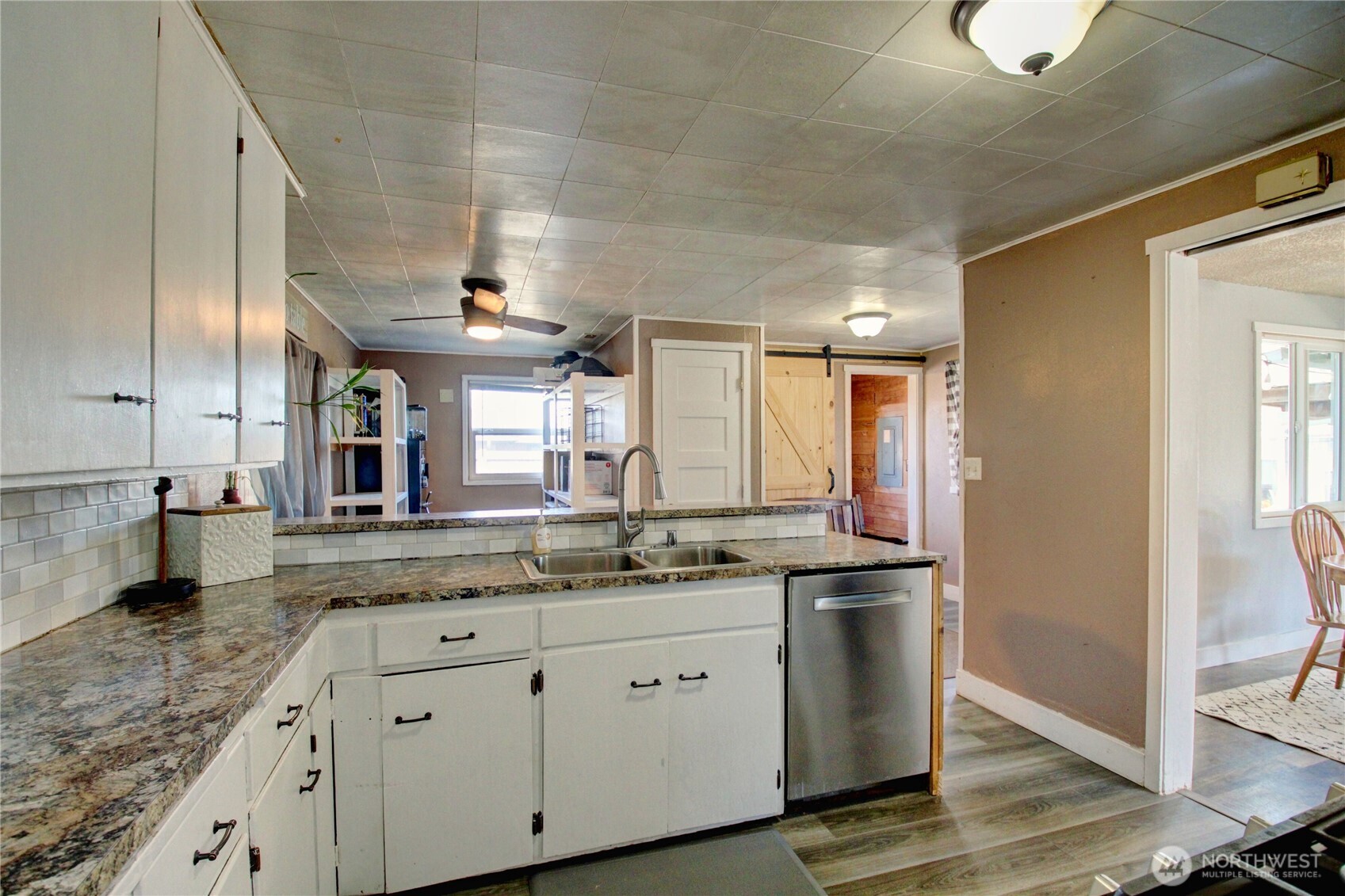 16027 W Division Street , Mount Vernon, WA 98273