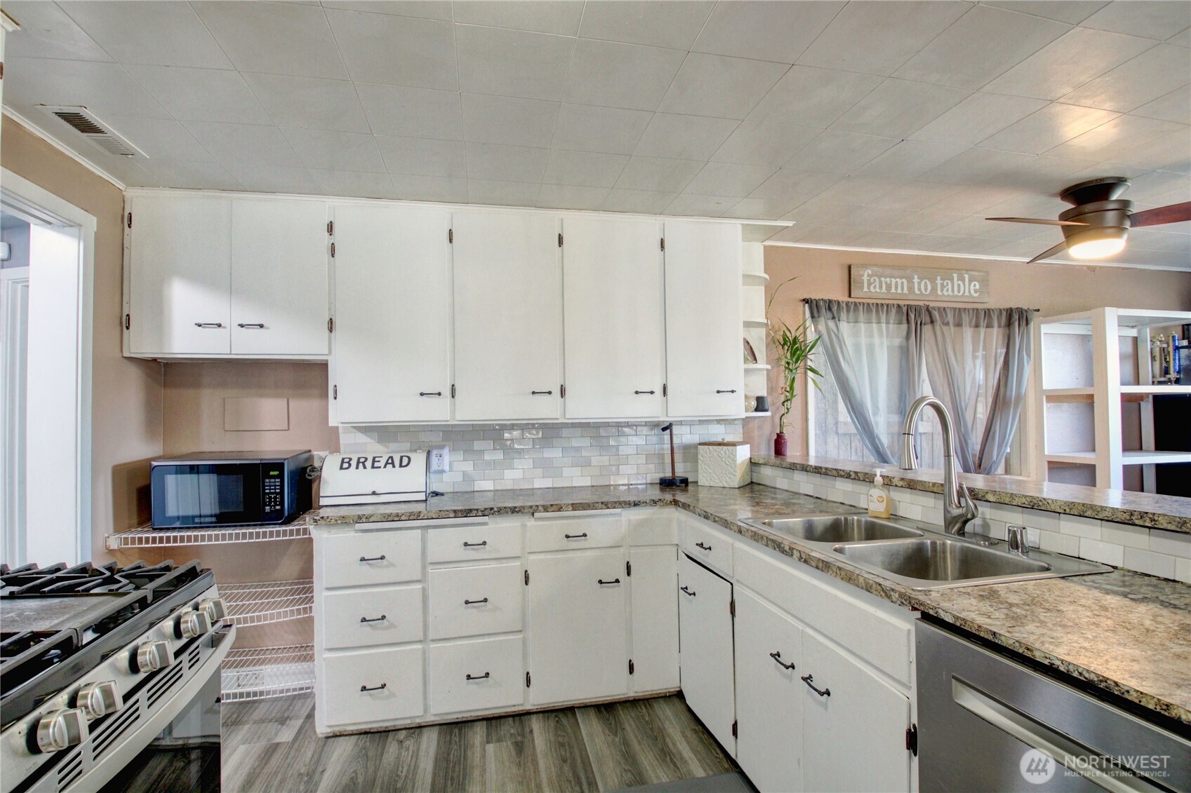 16027 W Division Street , Mount Vernon, WA 98273