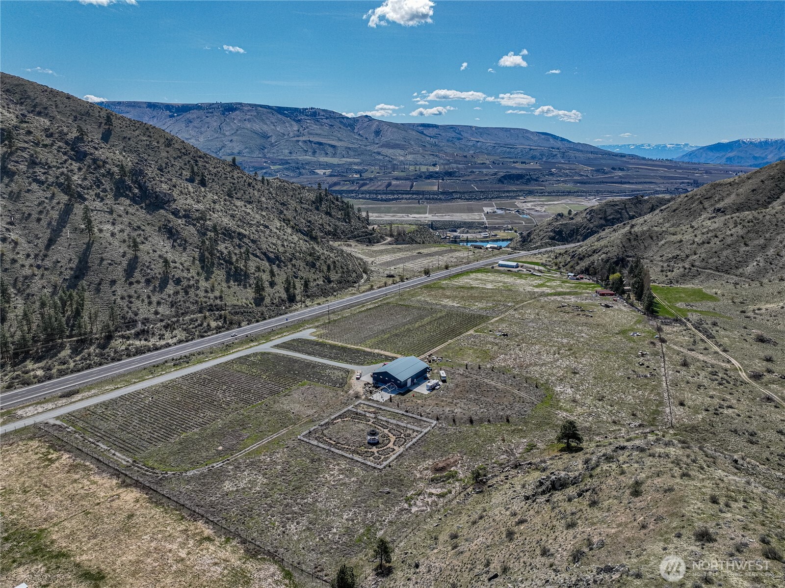 7 Tunnel Hill Rd #LOT 3, Chelan, WA 98816