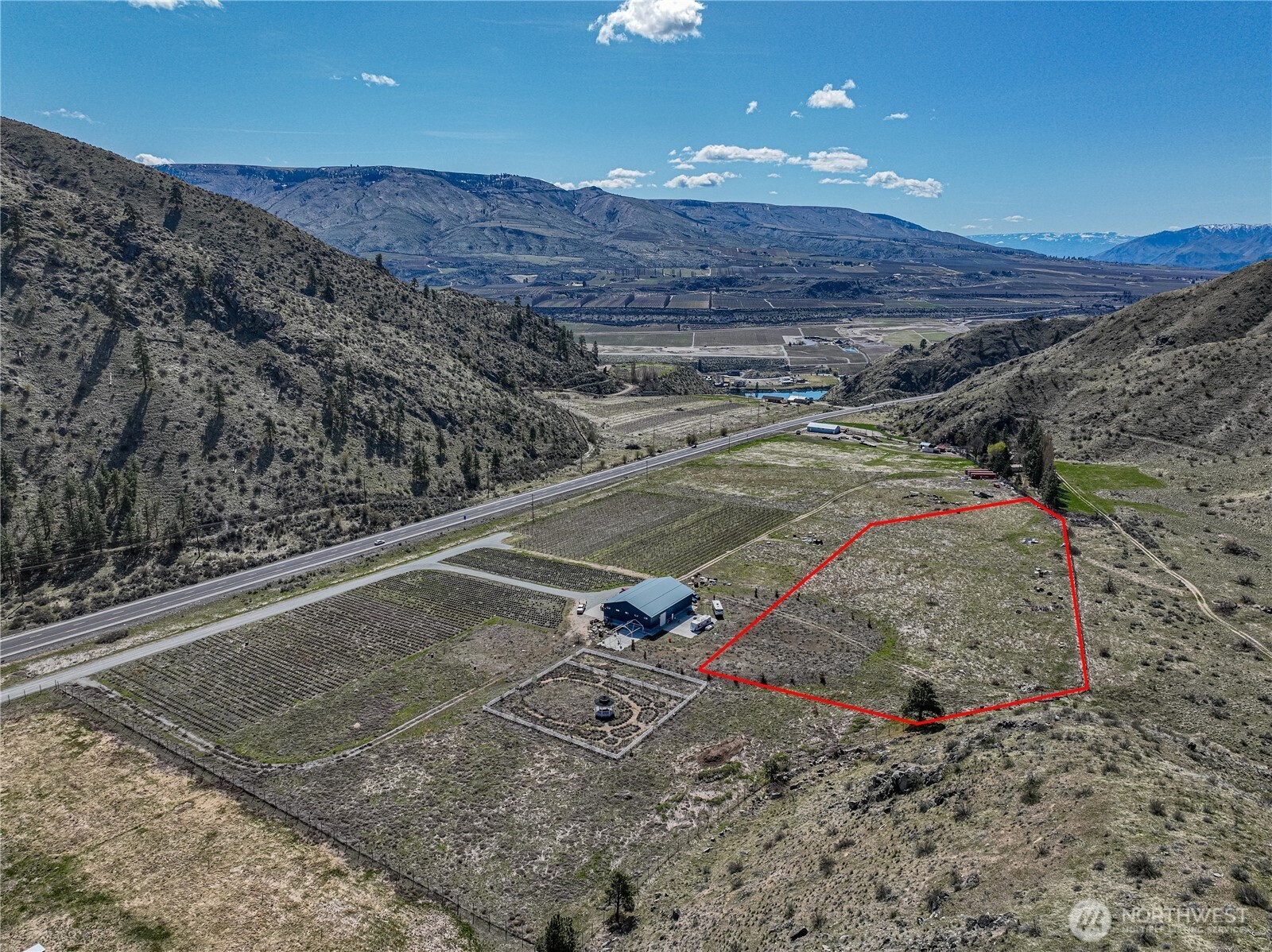 7 Tunnel Hill Rd #LOT 3, Chelan, WA 98816