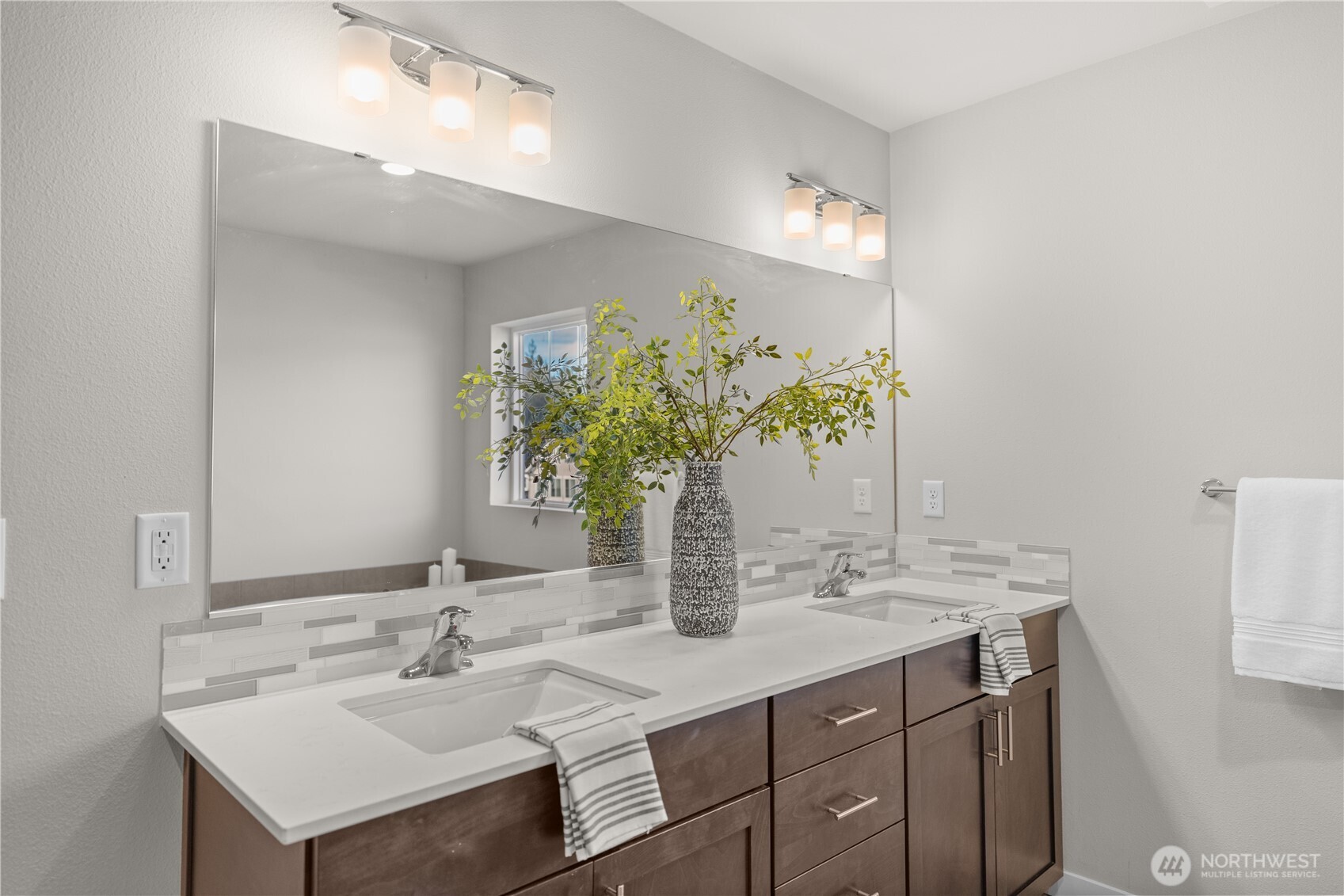 15362 200th Avenue E, Bonney Lake, WA 98391