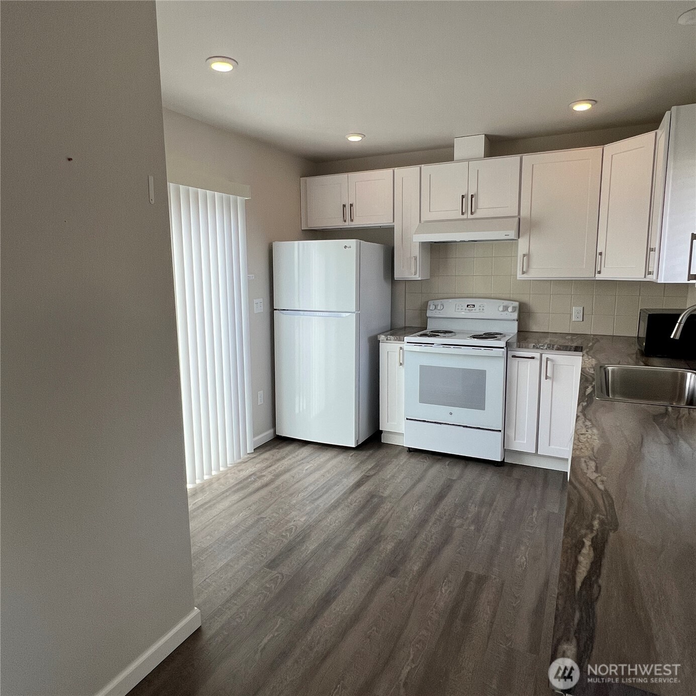 302 Van Trump Avenue NE, Yelm, WA 98597