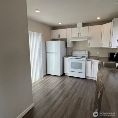 302 Van Trump Avenue NE, Yelm, WA 98597 - Photo 27