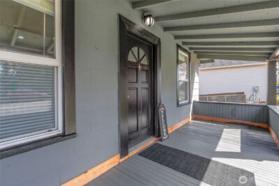 302 Van Trump Avenue NE, Yelm, WA 98597 - Photo 5