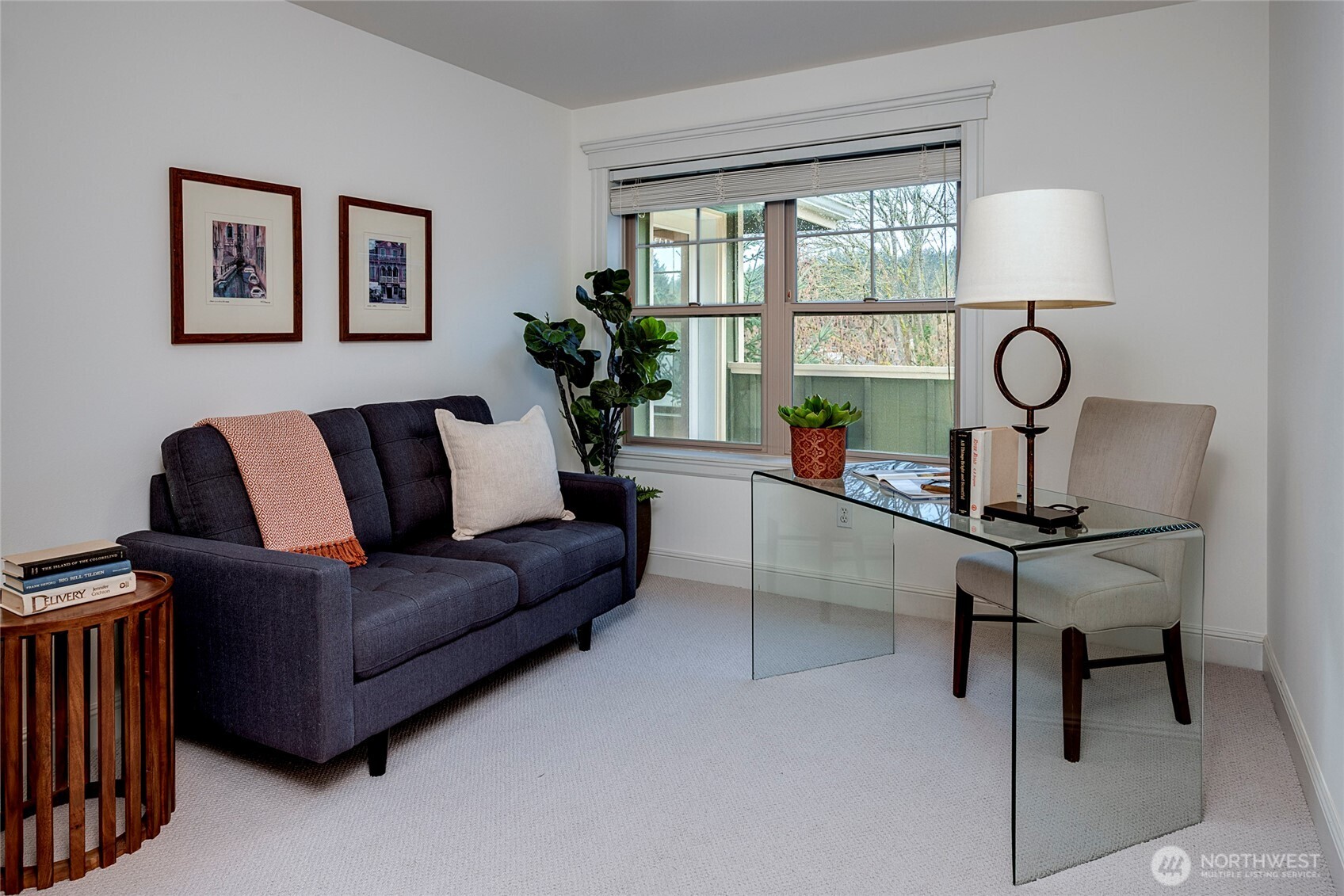 3150 W Government Way #404, Seattle, WA 98199