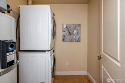 3150 W Government Way #404, Seattle, WA 98199 - Photo 21