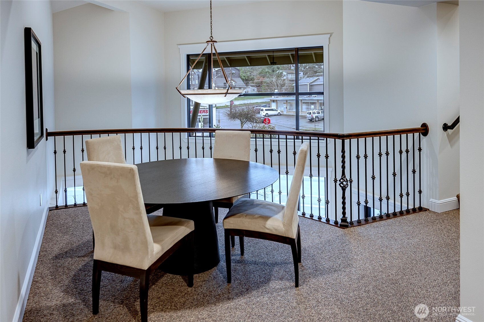 3150 W Government Way #404, Seattle, WA 98199