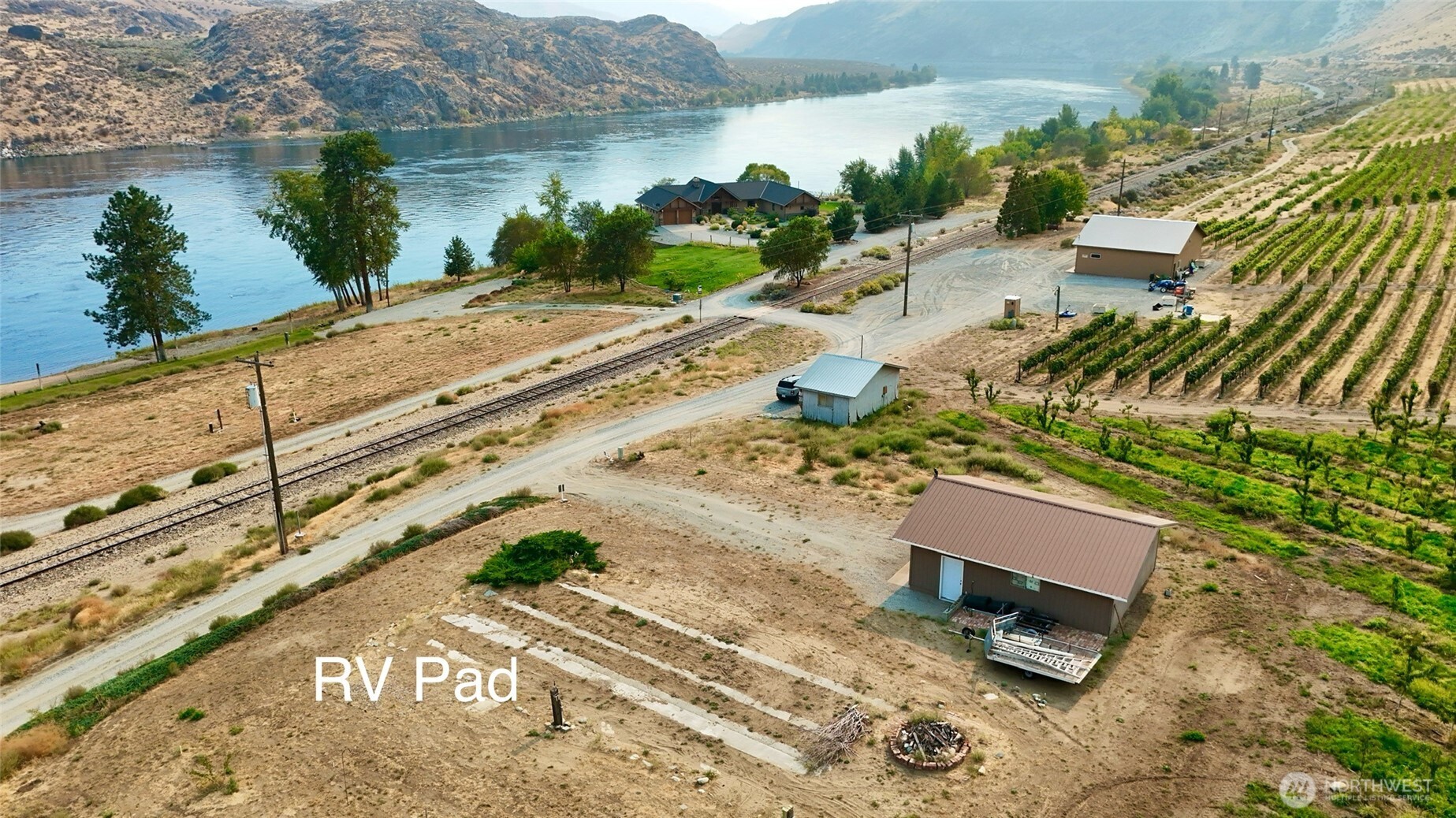 27375 US Hwy 97 , Chelan, WA 98816