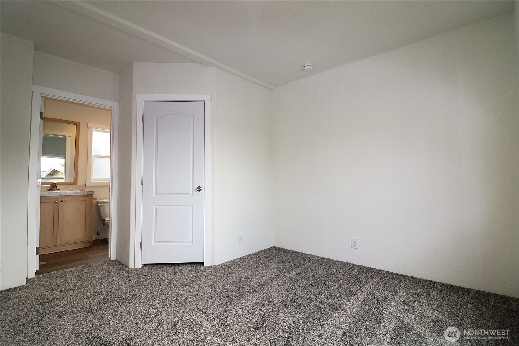 3420 S 182nd Place #209, SeaTac, WA 98188