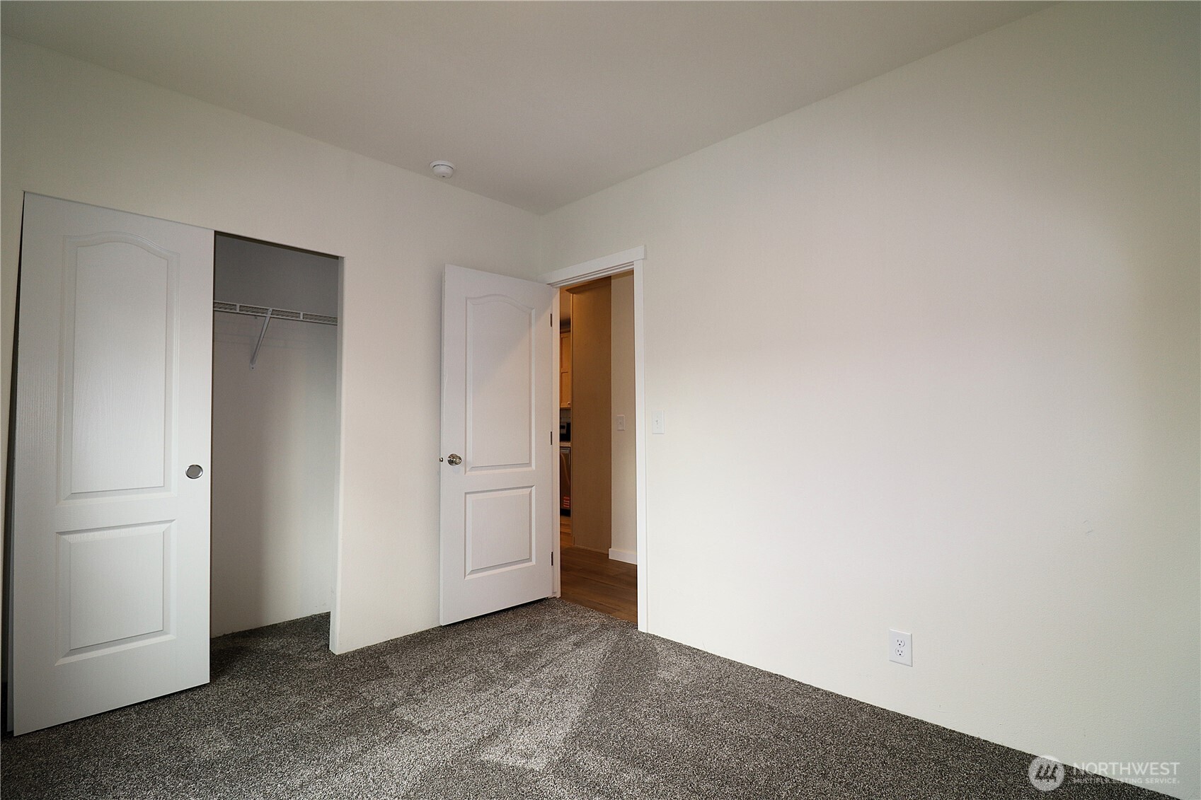 3213 S 182nd Place #215, SeaTac, WA 98188