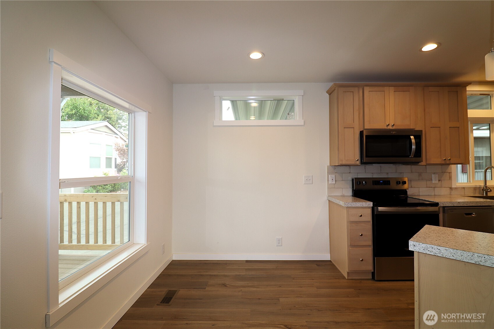 3213 S 182nd Place #215, SeaTac, WA 98188