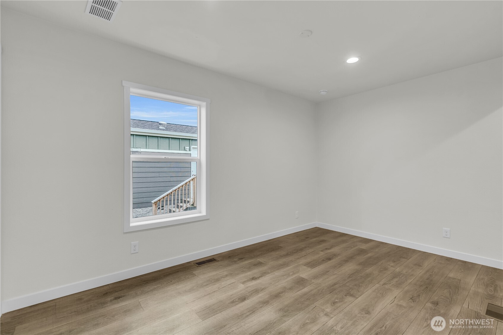 18117 32nd Avenue S #333, SeaTac, WA 98188