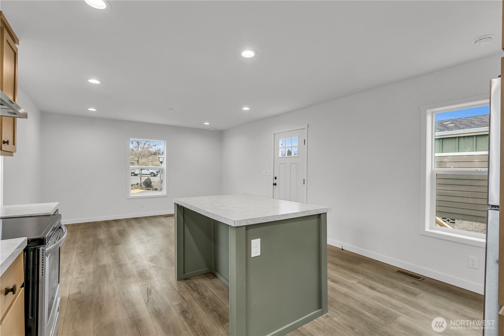 18117 32nd Avenue S #333, SeaTac, WA 98188