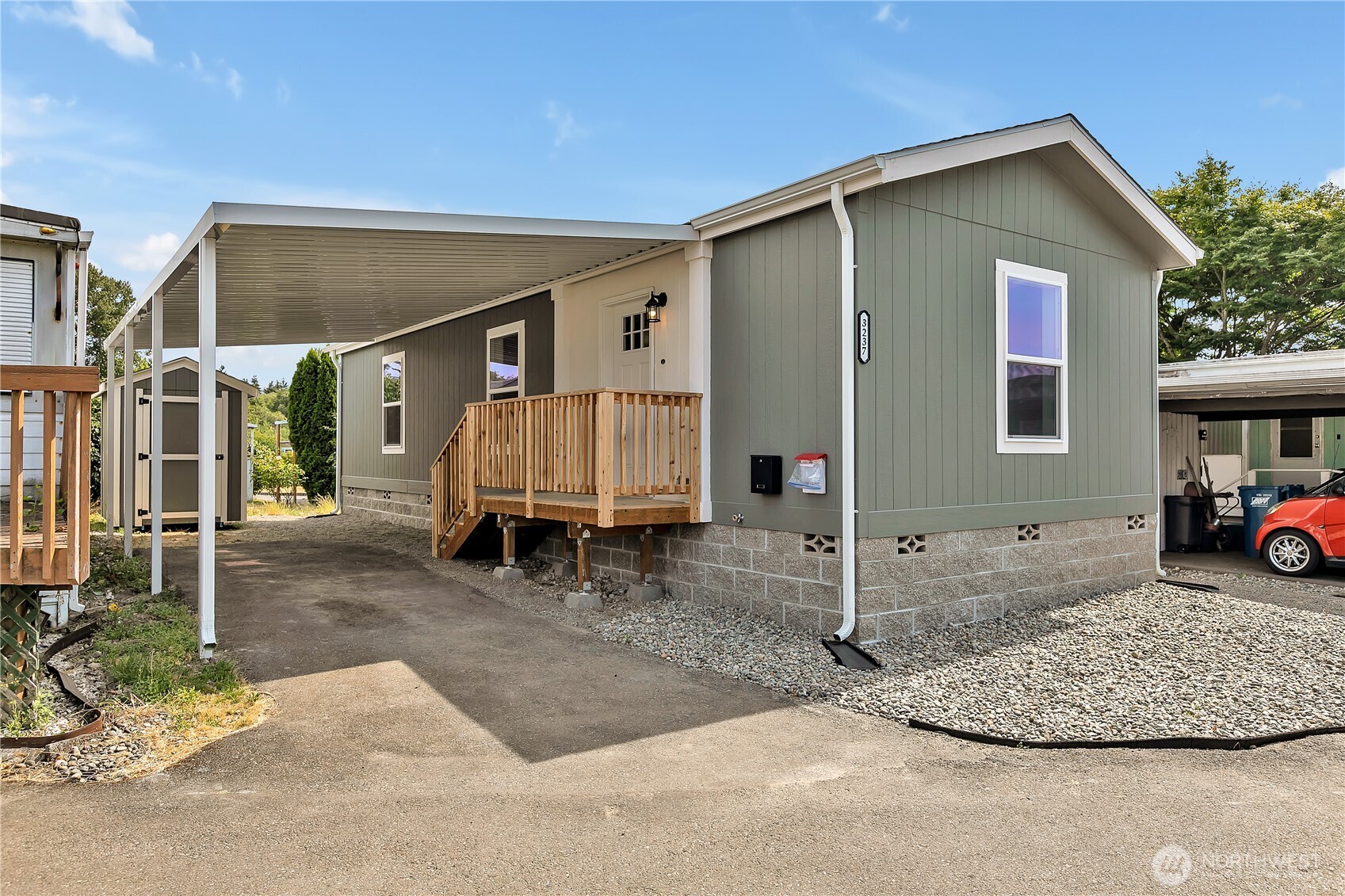 3237 S 182nd Place #221, SeaTac, WA 98188